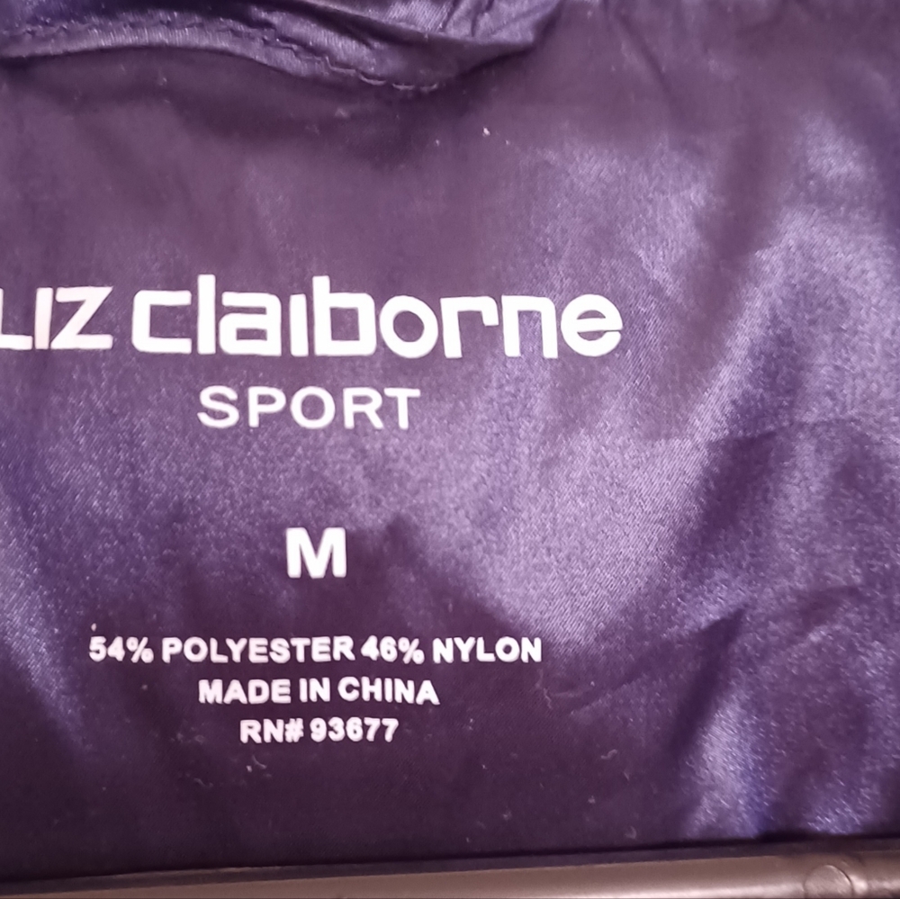 NAVY BLUE LIZ CLAIBORNE SPORT LIGHT PUFFER VEST SIZE M. P2P 19" L 23" - Picture 4 of 4